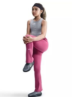 Nike Big Girls One Dri-FIT Flared Leggings